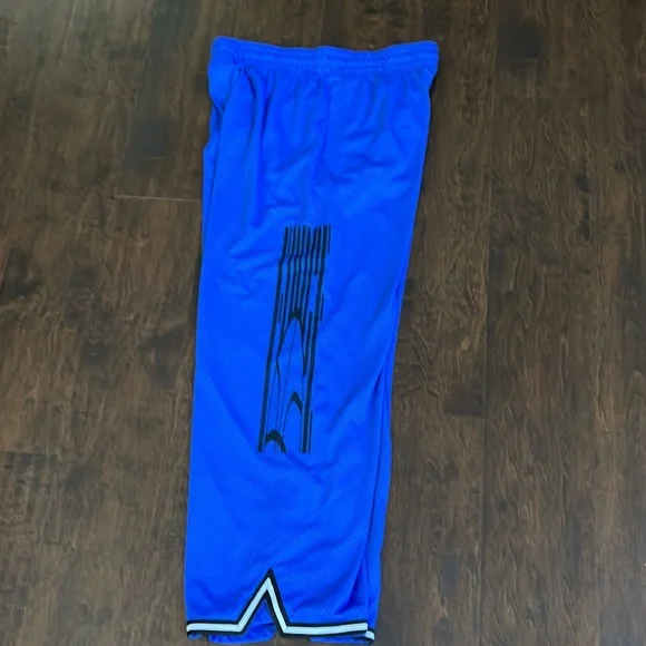 NEW!!! Nike Loose Fit Womens athletic wear - Picture 5 of 8